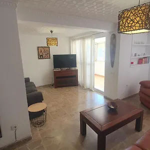 Visit Gibraltar In La Linea For Less! Apartamento